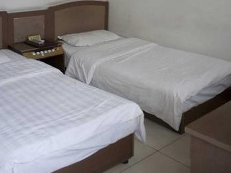 Three Legged Frog Hostel Пекин Екстериор снимка